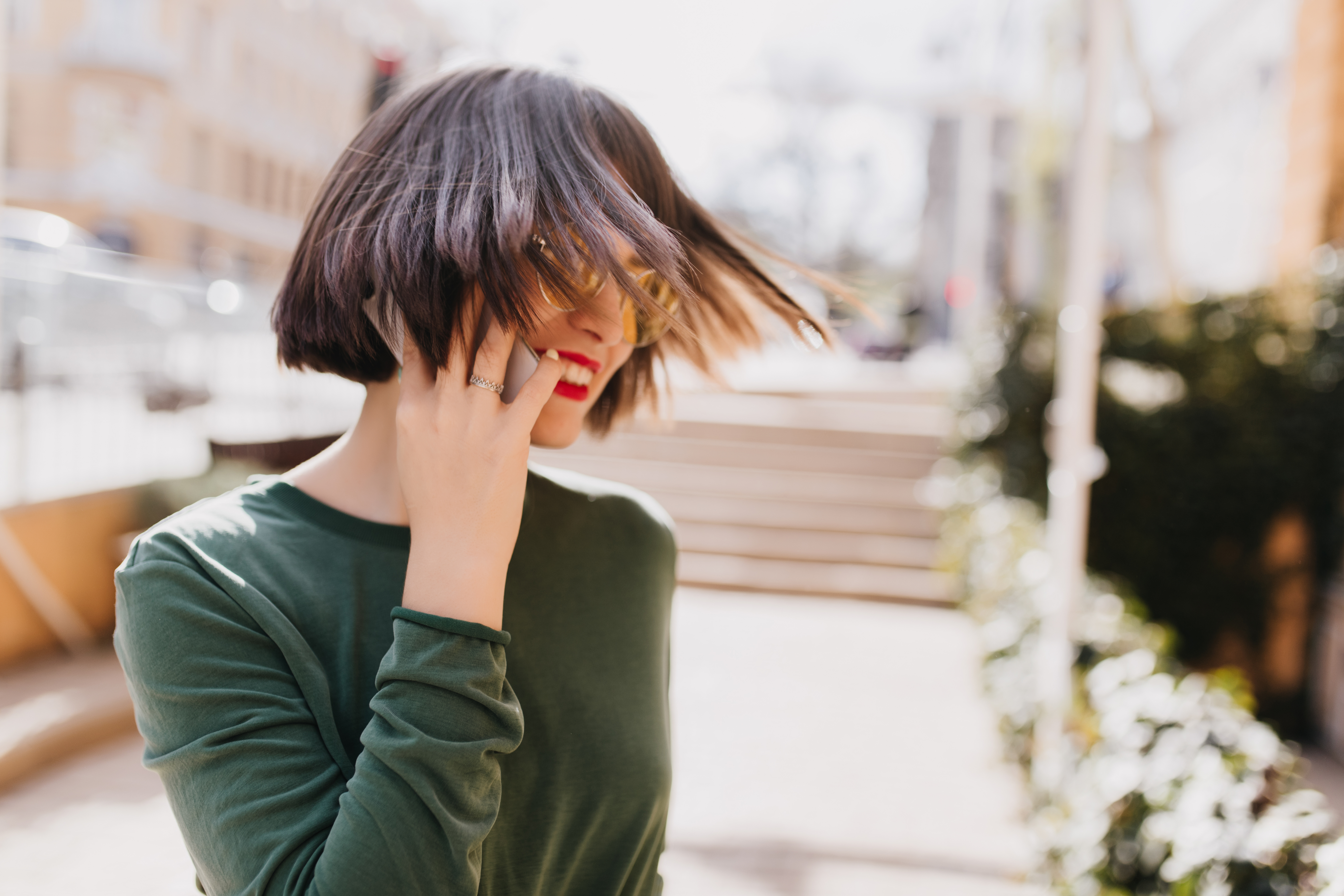 Short hair is in! From bobs to pixies to bixies, 2025’s hottest cuts are bold and effortless. Get your dream short style at Martino Cartier Salon—book today!